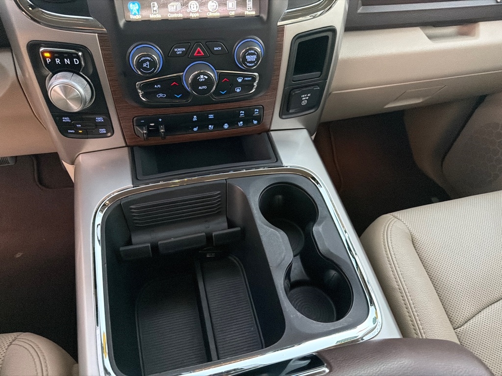 RAM 1500 Laramie 4x4 Crew Cab 5'7" Box 2017