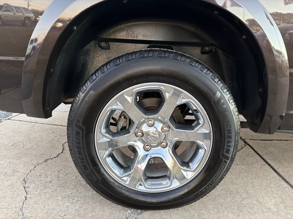 RAM 1500 Laramie 4x4 Crew Cab 5'7" Box 2017