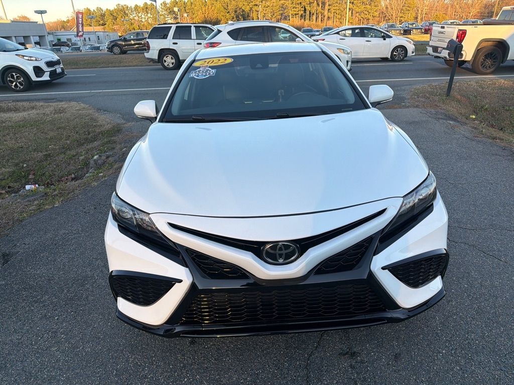 Toyota Camry SE Auto (Natl) 2022