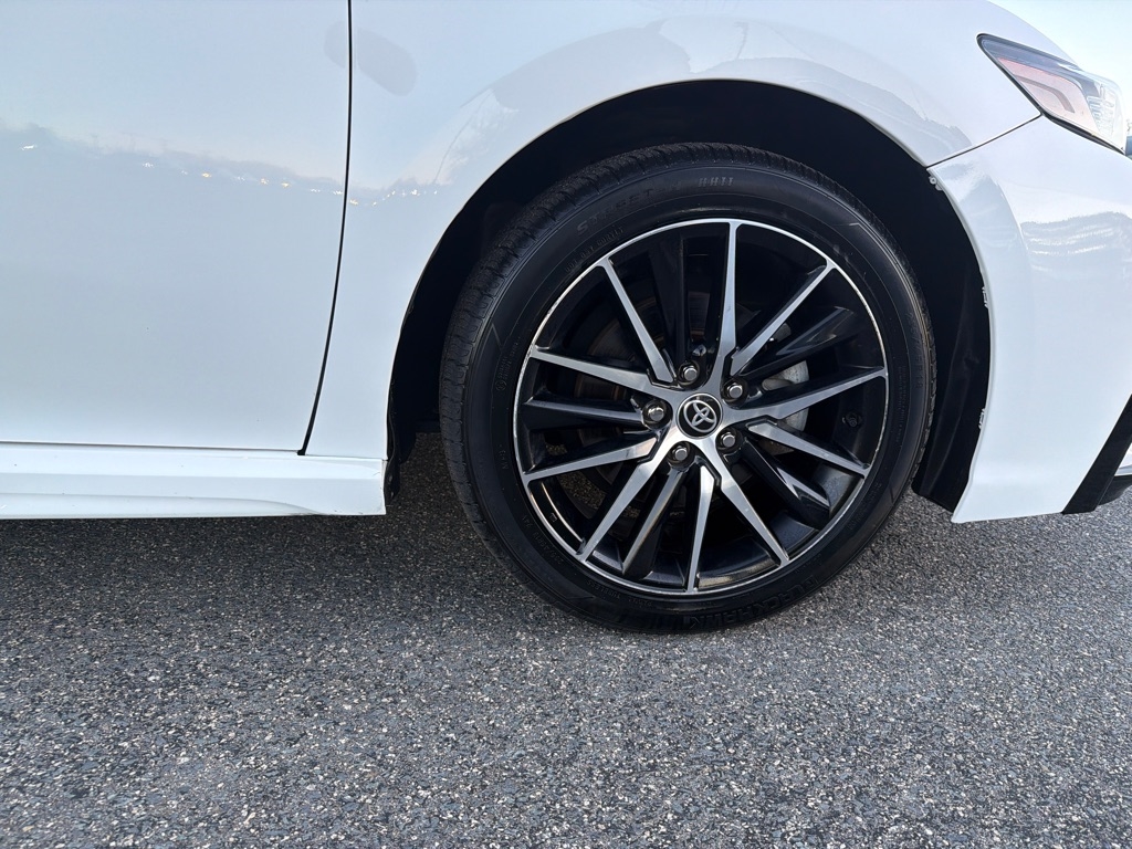 Toyota Camry SE Auto (Natl) 2022