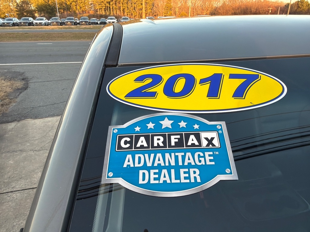 GMC Sierra 1500 4WD Double Cab 143.5" SLT 2017