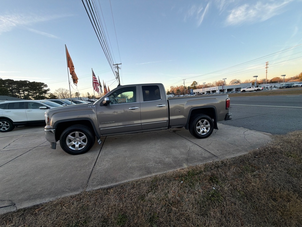 GMC Sierra 1500 4WD Double Cab 143.5" SLT 2017