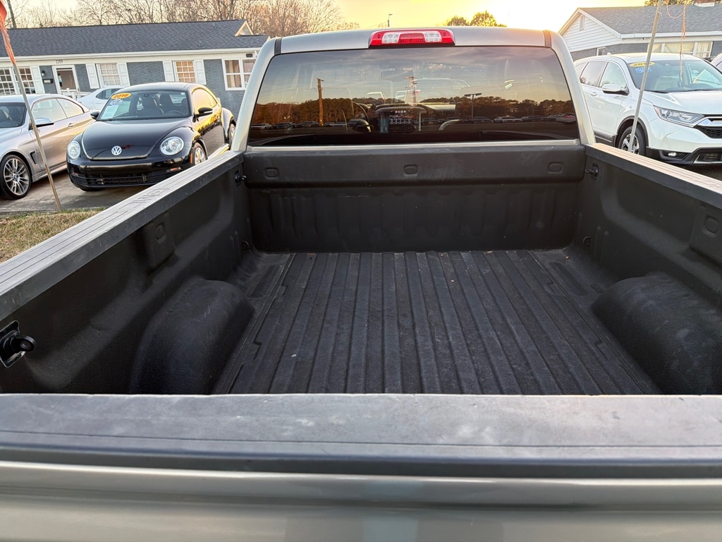 GMC Sierra 1500 4WD Double Cab 143.5" SLT 2017