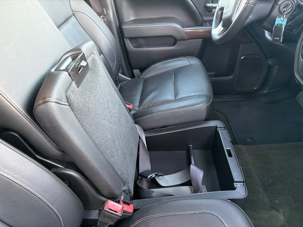 GMC Sierra 1500 4WD Double Cab 143.5" SLT 2017