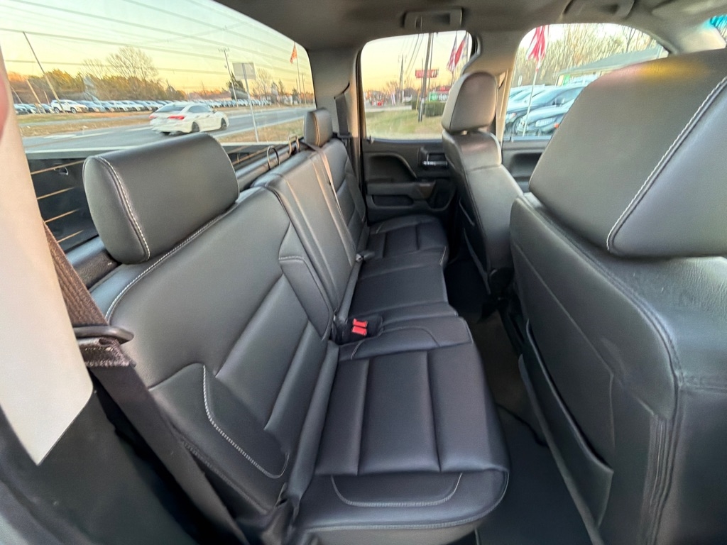 GMC Sierra 1500 4WD Double Cab 143.5" SLT 2017