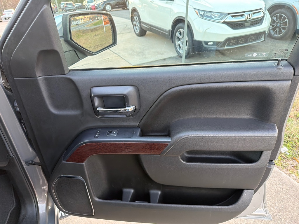 GMC Sierra 1500 4WD Double Cab 143.5" SLT 2017