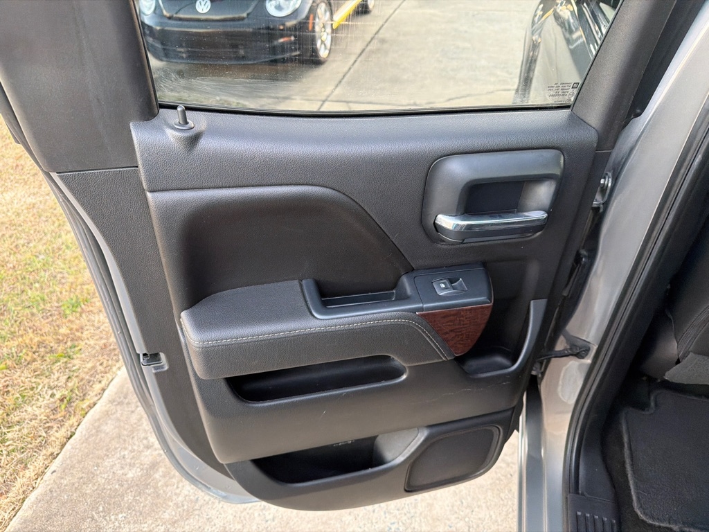 GMC Sierra 1500 4WD Double Cab 143.5" SLT 2017