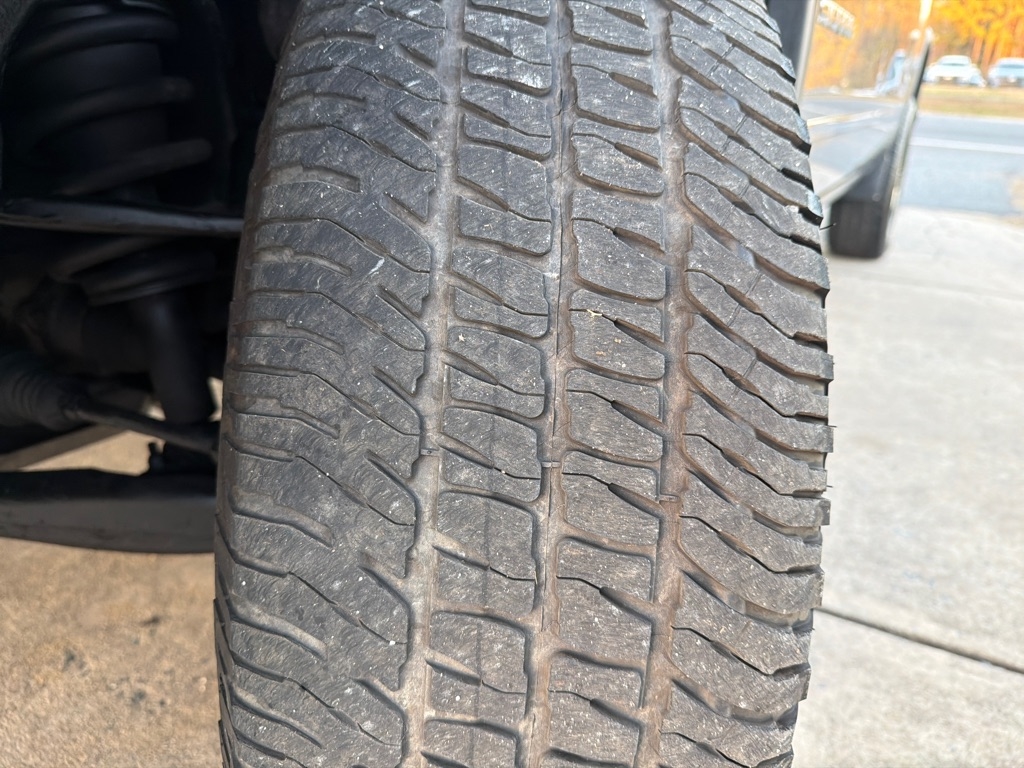 GMC Sierra 1500 4WD Double Cab 143.5" SLT 2017