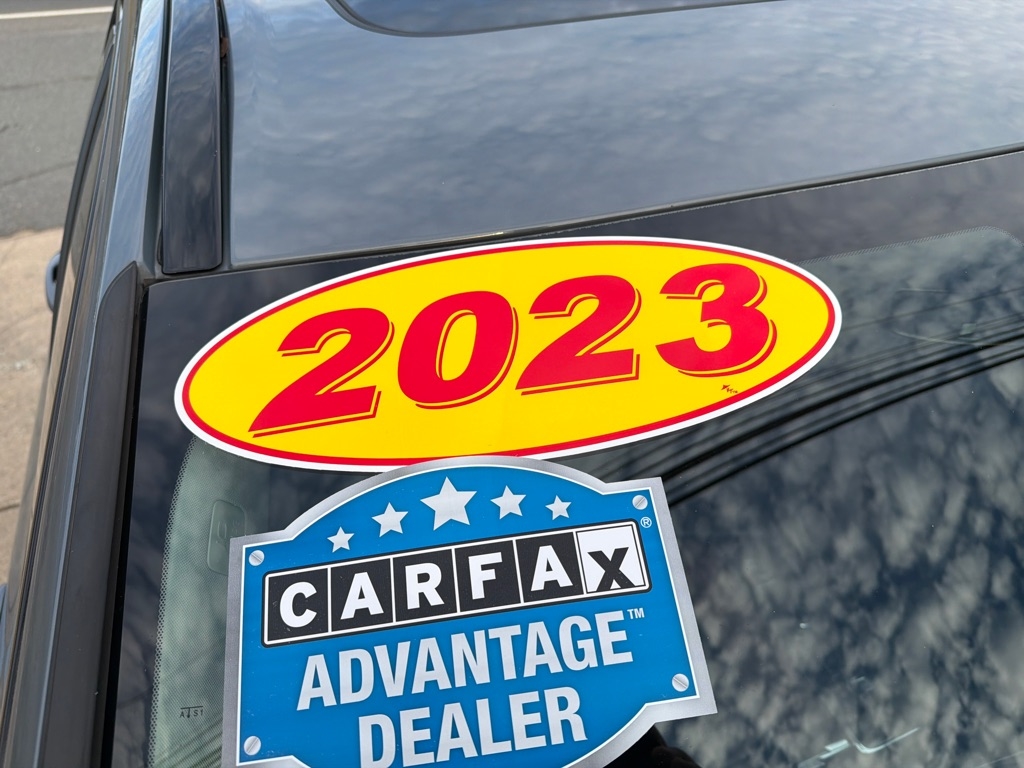 Volvo XC60 B5 AWD Plus Dark Theme 2023