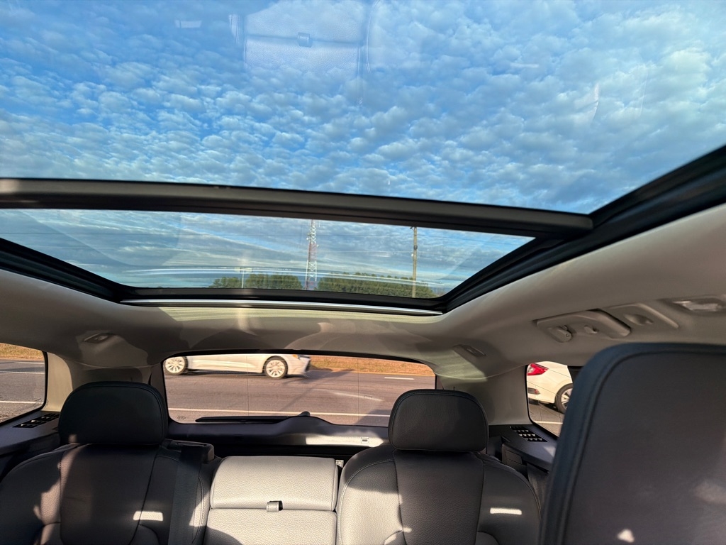 Volvo XC60 B5 AWD Plus Dark Theme 2023