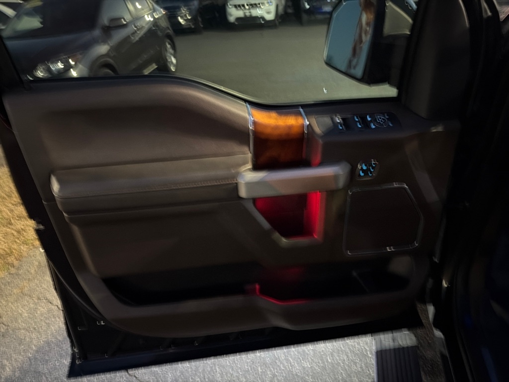 Ford F-150 4WD SuperCrew 145" King Ranch 2015