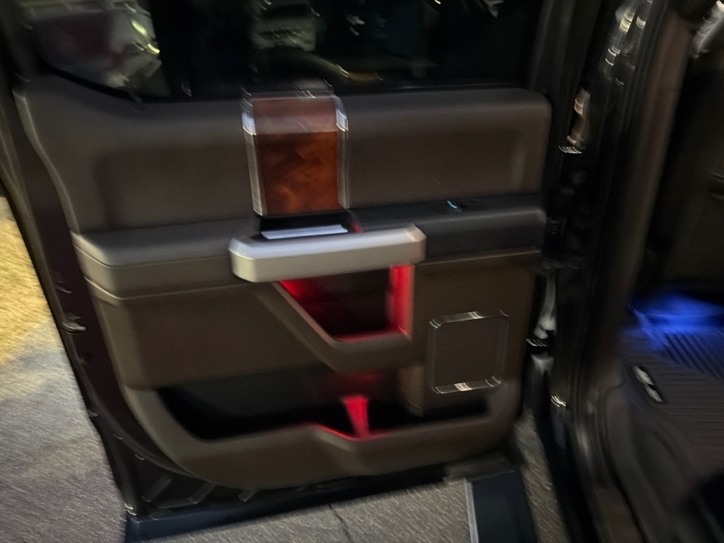 Ford F-150 4WD SuperCrew 145" King Ranch 2015