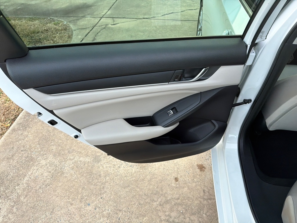 Honda Accord Sedan LX 1.5T CVT 2019