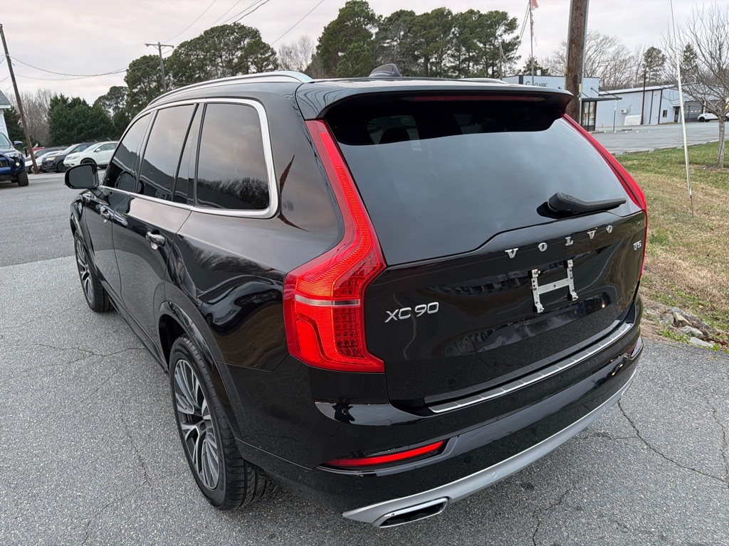 Volvo XC90 T5 FWD Momentum 7P 2021