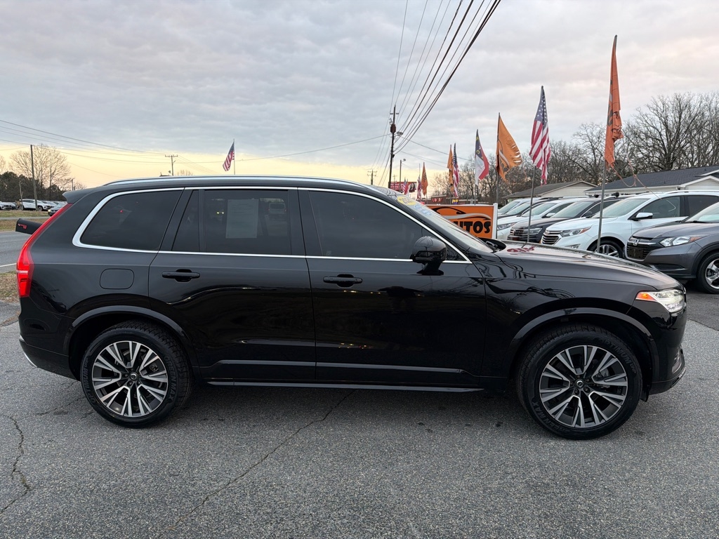 Volvo XC90 T5 FWD Momentum 7P 2021