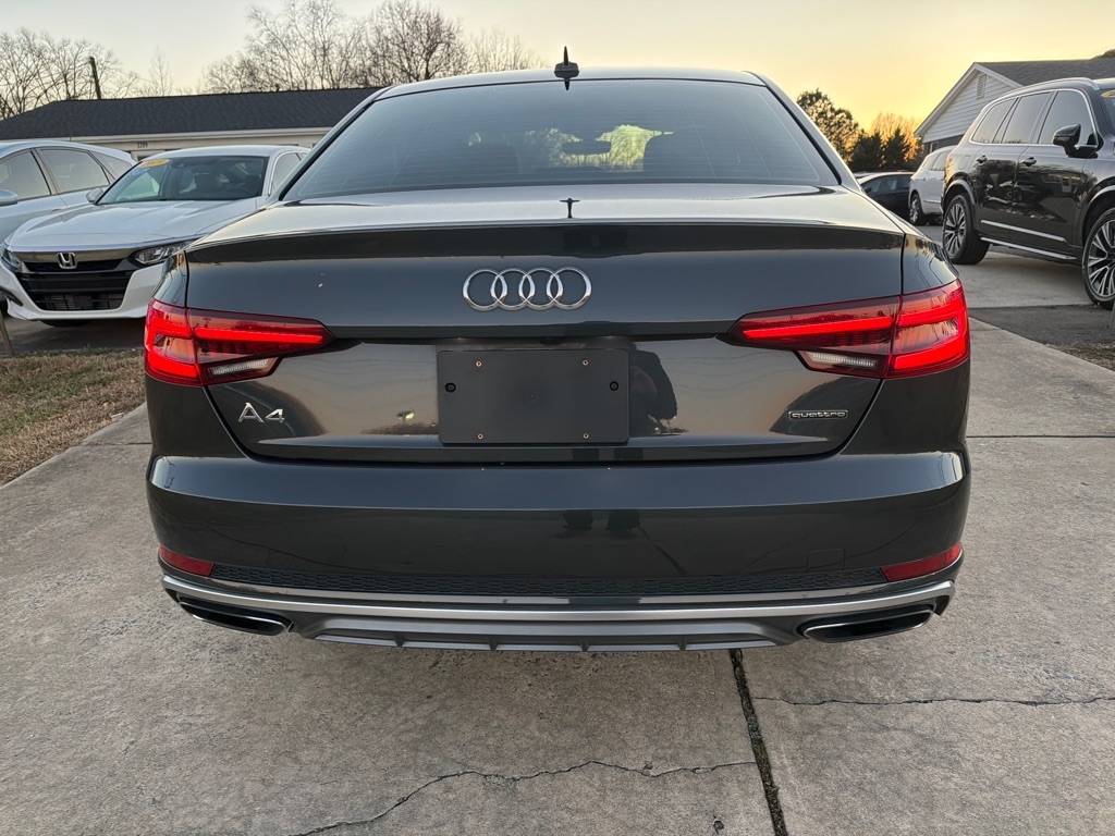 Audi A4 Premium 45 TFSI quattro 2019
