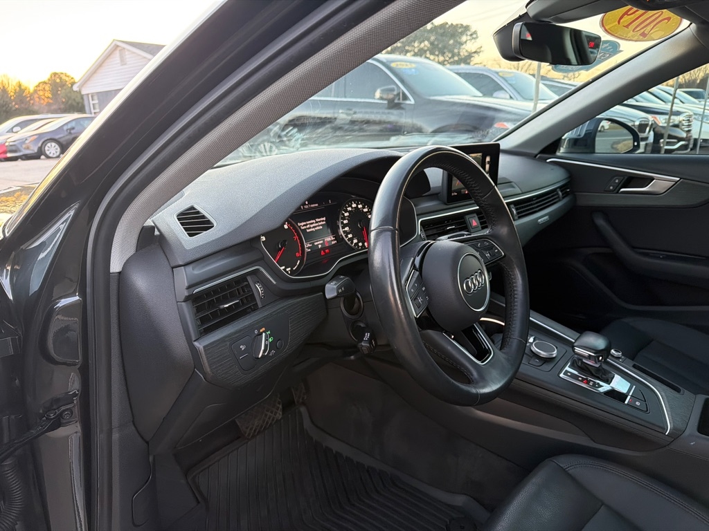 Audi A4 Premium 45 TFSI quattro 2019