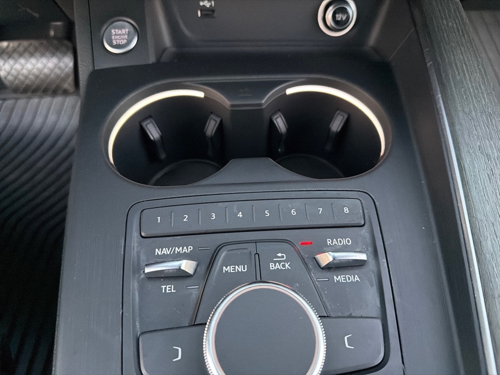 Audi A4 Premium 45 TFSI quattro 2019