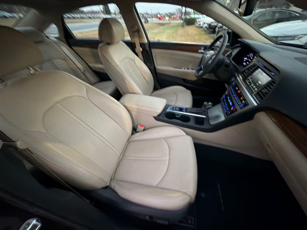 Hyundai Sonata 4dr Sdn 2.4L Limited 2015