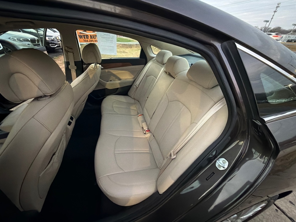 Hyundai Sonata 4dr Sdn 2.4L Limited 2015