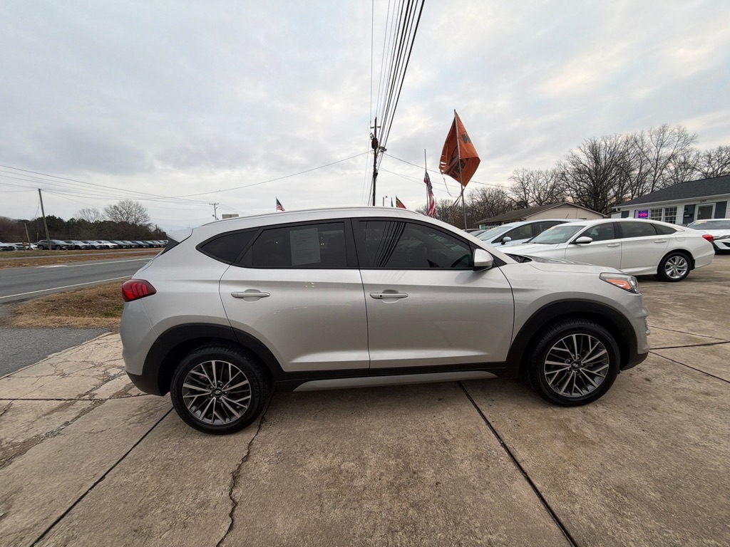 Hyundai Tucson SEL FWD 2021