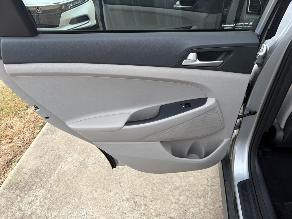 Hyundai Tucson SEL FWD 2021