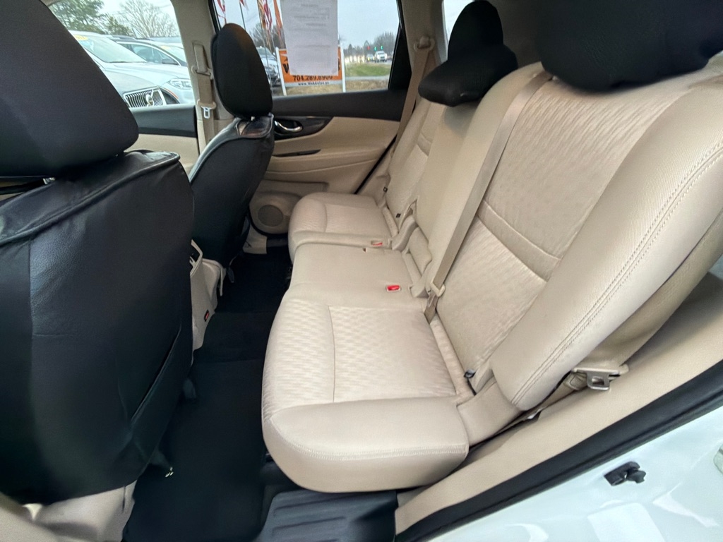 Nissan Rogue FWD SV 2020