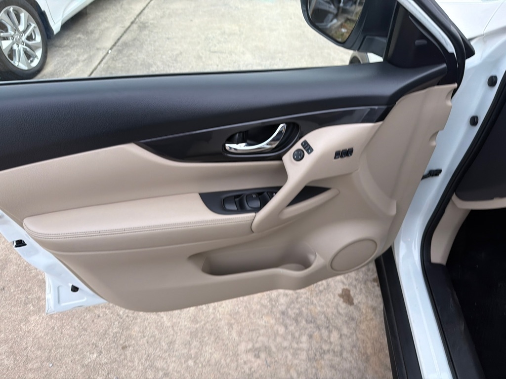 Nissan Rogue FWD SV 2020