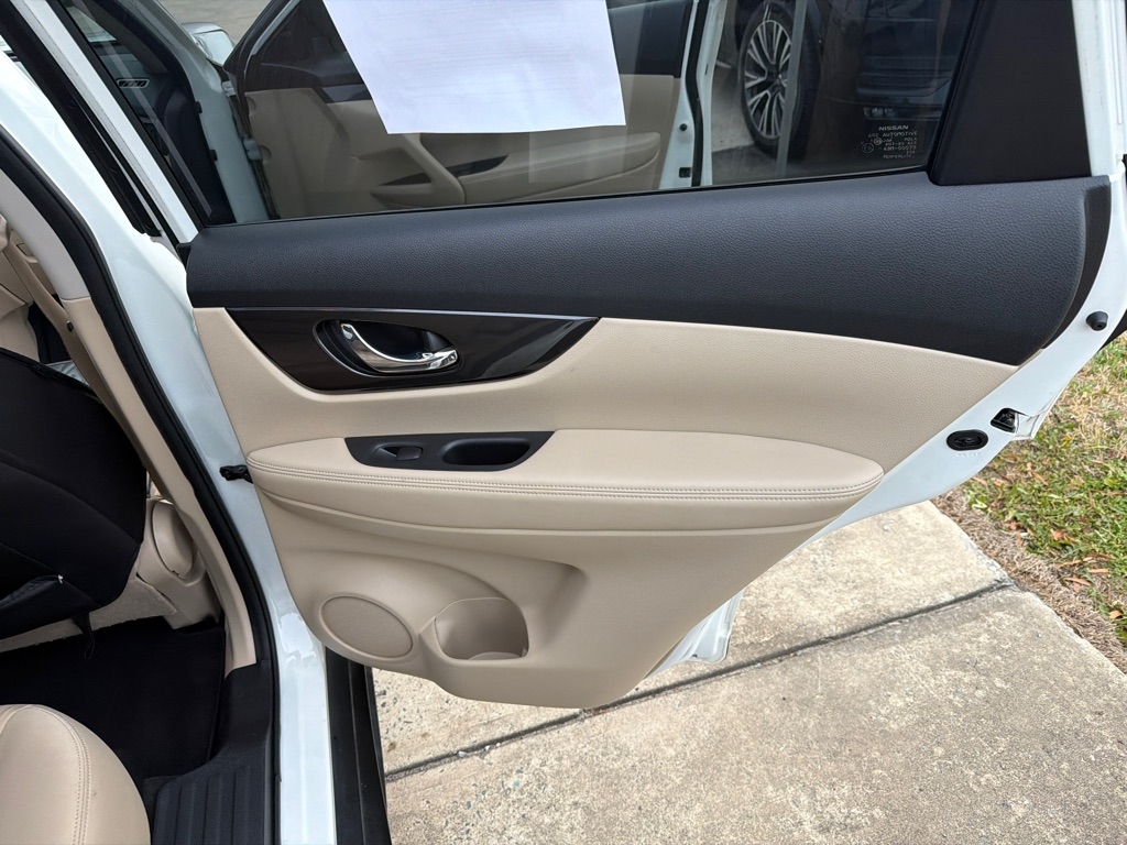 Nissan Rogue FWD SV 2020