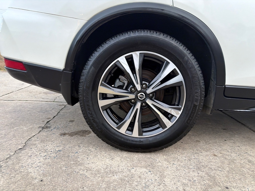 Nissan Rogue FWD SV 2020