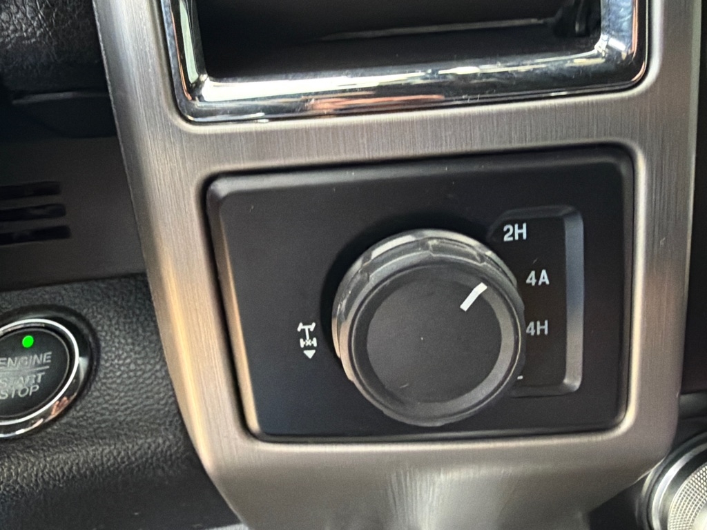 Ford F-150 4WD SuperCrew 145" King Ranch 2015