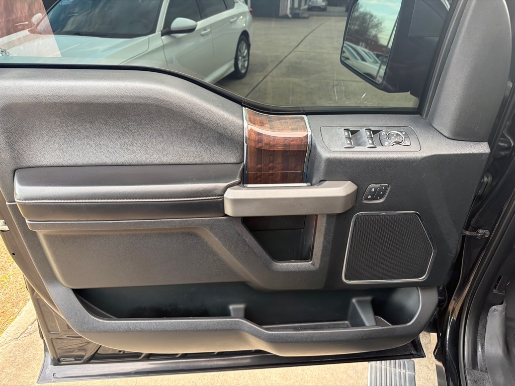 Ford F-150 4WD SuperCrew 145" King Ranch 2015