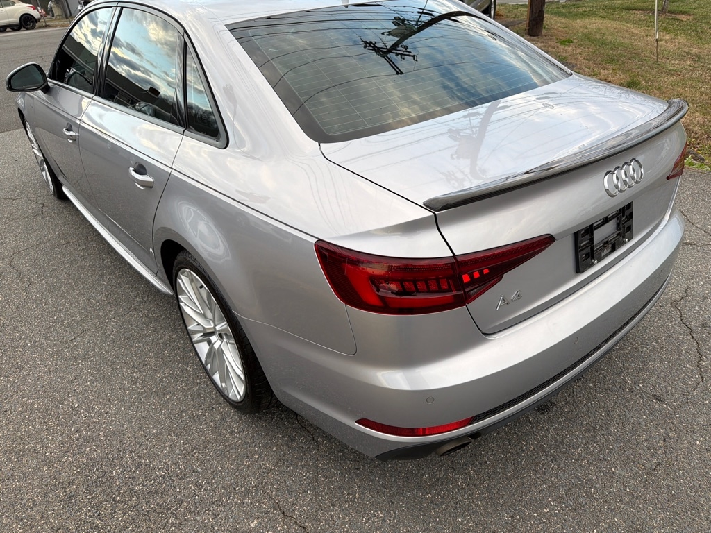 Audi A4 2.0 TFSI Tech Premium Plus S Tronic quattro AWD 2018