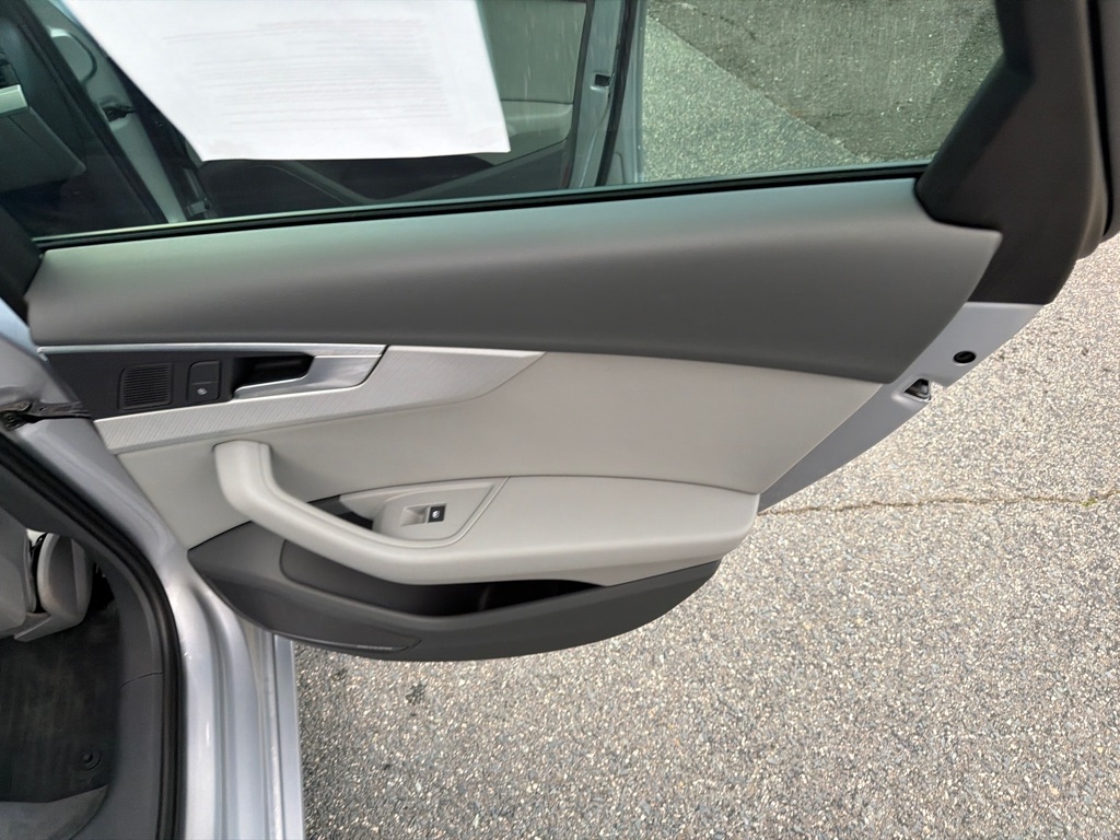 Audi A4 2.0 TFSI Tech Premium Plus S Tronic quattro AWD 2018