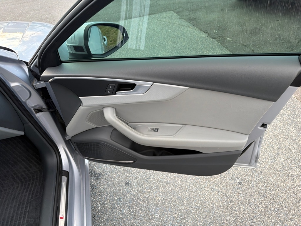 Audi A4 2.0 TFSI Tech Premium Plus S Tronic quattro AWD 2018