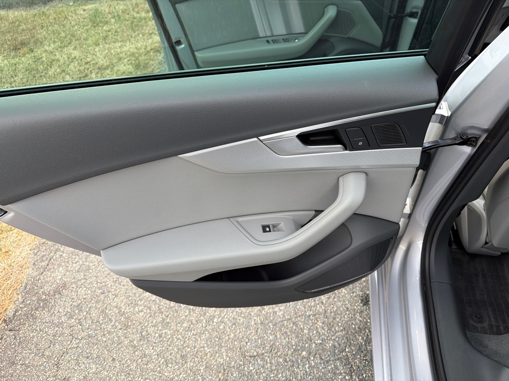 Audi A4 2.0 TFSI Tech Premium Plus S Tronic quattro AWD 2018