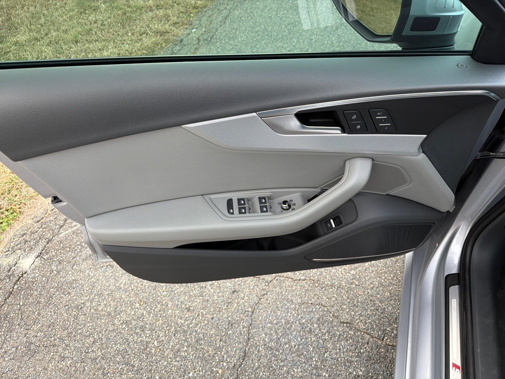 Audi A4 2.0 TFSI Tech Premium Plus S Tronic quattro AWD 2018