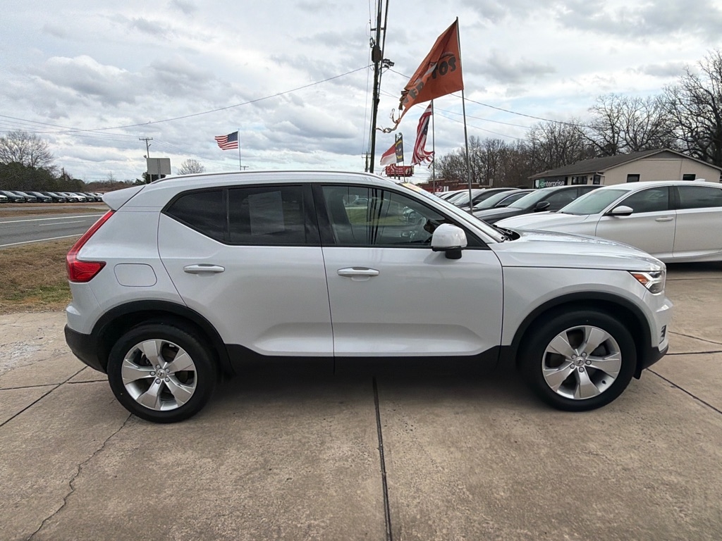 Volvo XC40 T4 FWD Momentum 2020