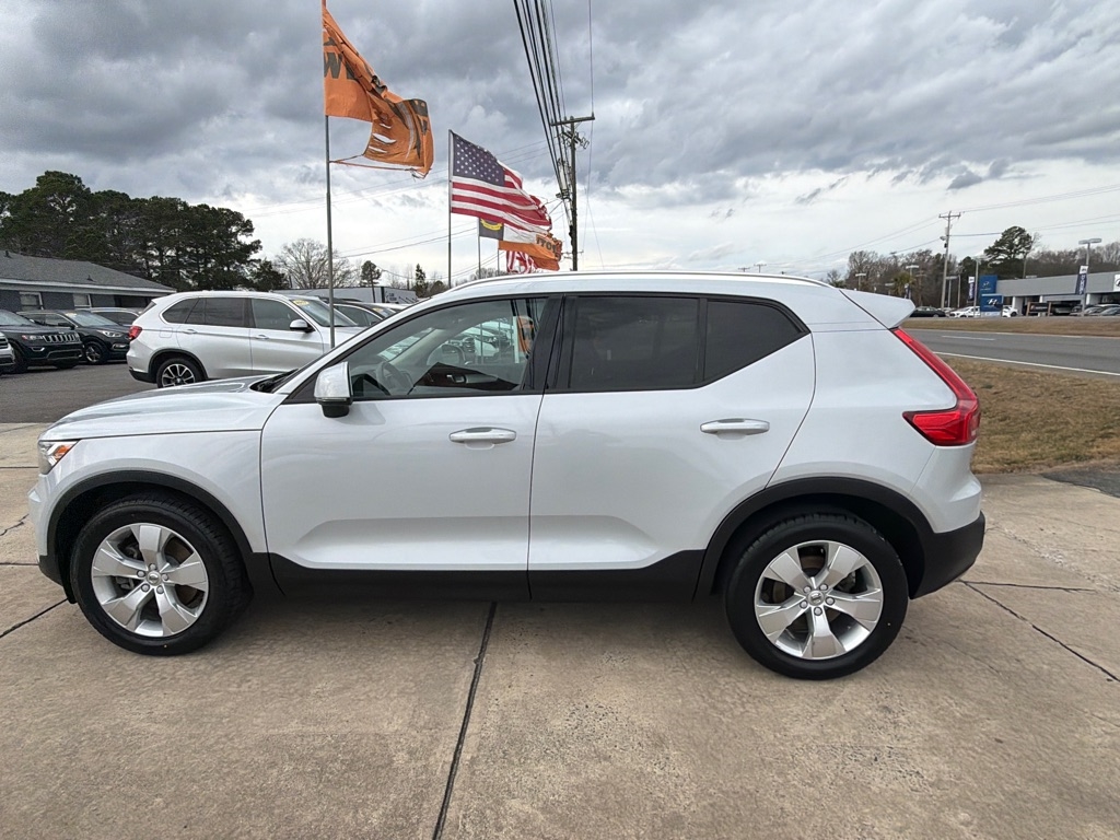Volvo XC40 T4 FWD Momentum 2020