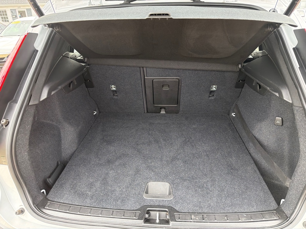 Volvo XC40 T4 FWD Momentum 2020