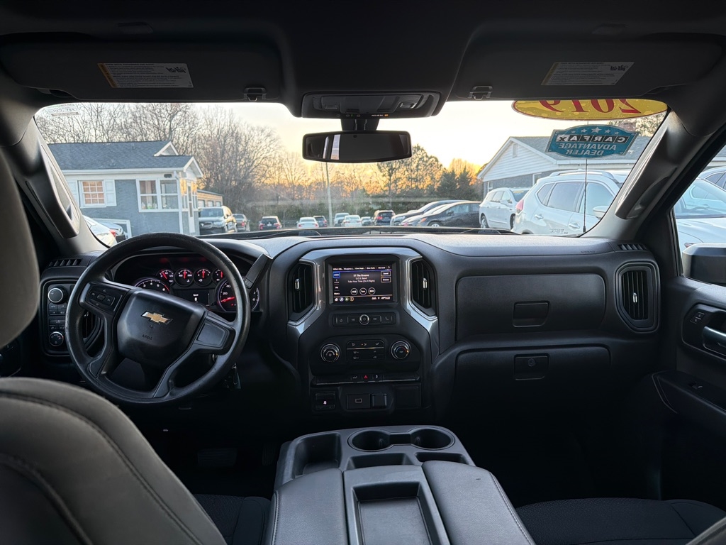 Chevrolet Silverado 1500 4WD Crew Cab 147" Custom 2019