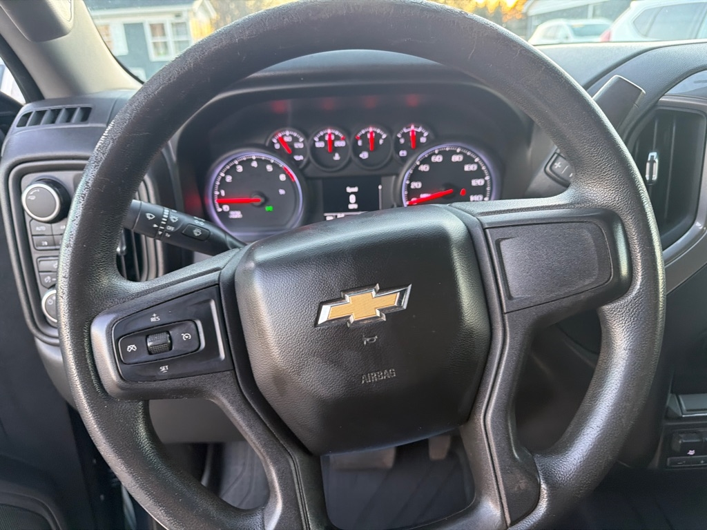 Chevrolet Silverado 1500 4WD Crew Cab 147" Custom 2019