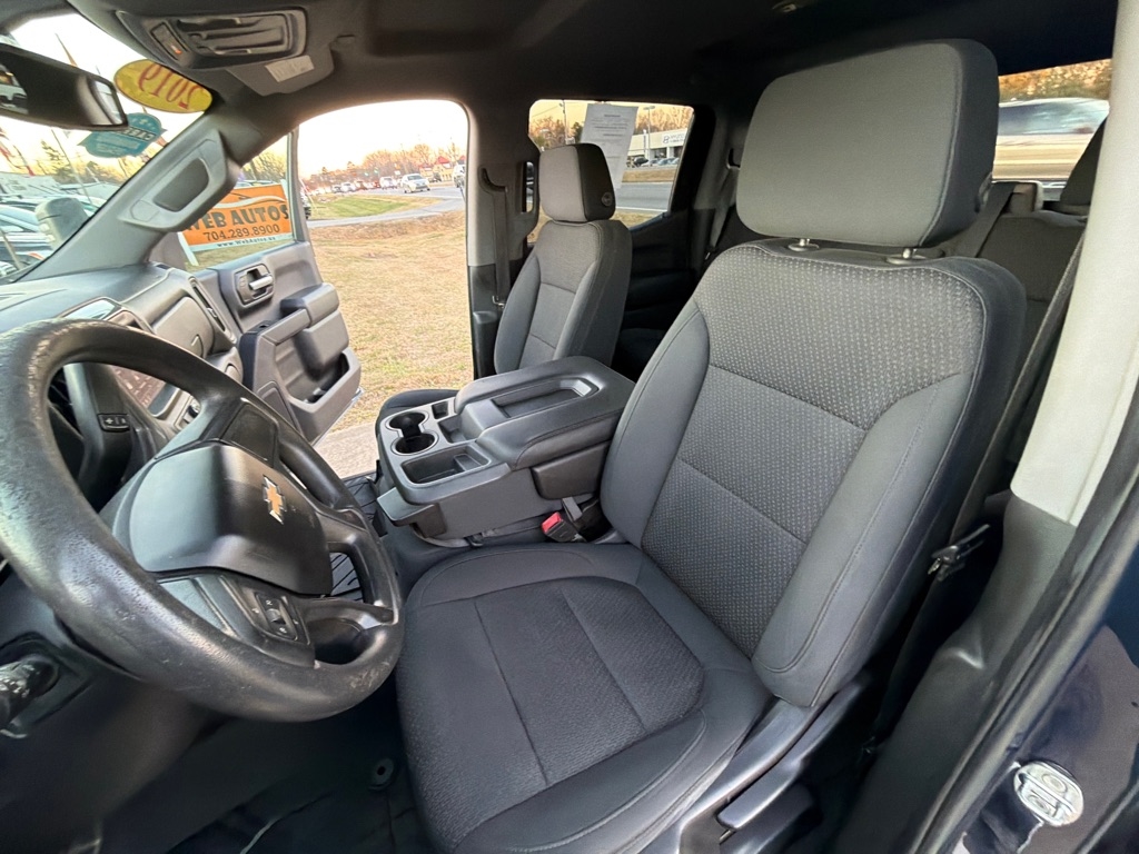 Chevrolet Silverado 1500 4WD Crew Cab 147" Custom 2019