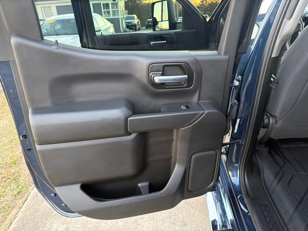 Chevrolet Silverado 1500 4WD Crew Cab 147" Custom 2019