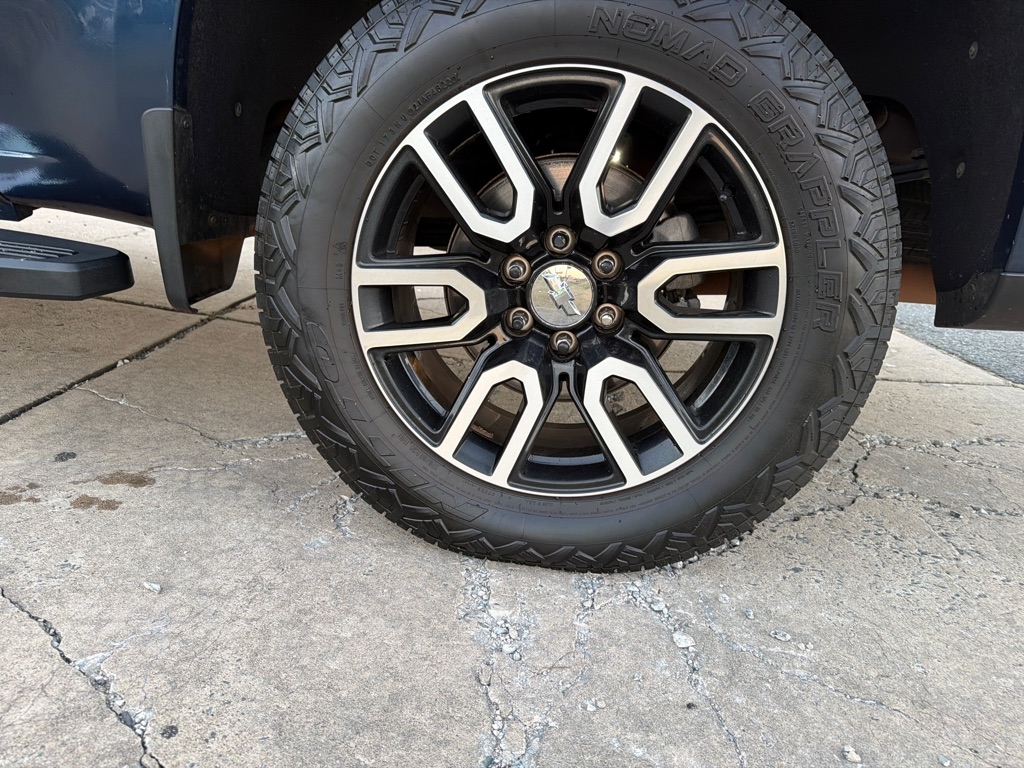 Chevrolet Silverado 1500 4WD Crew Cab 147" Custom 2019