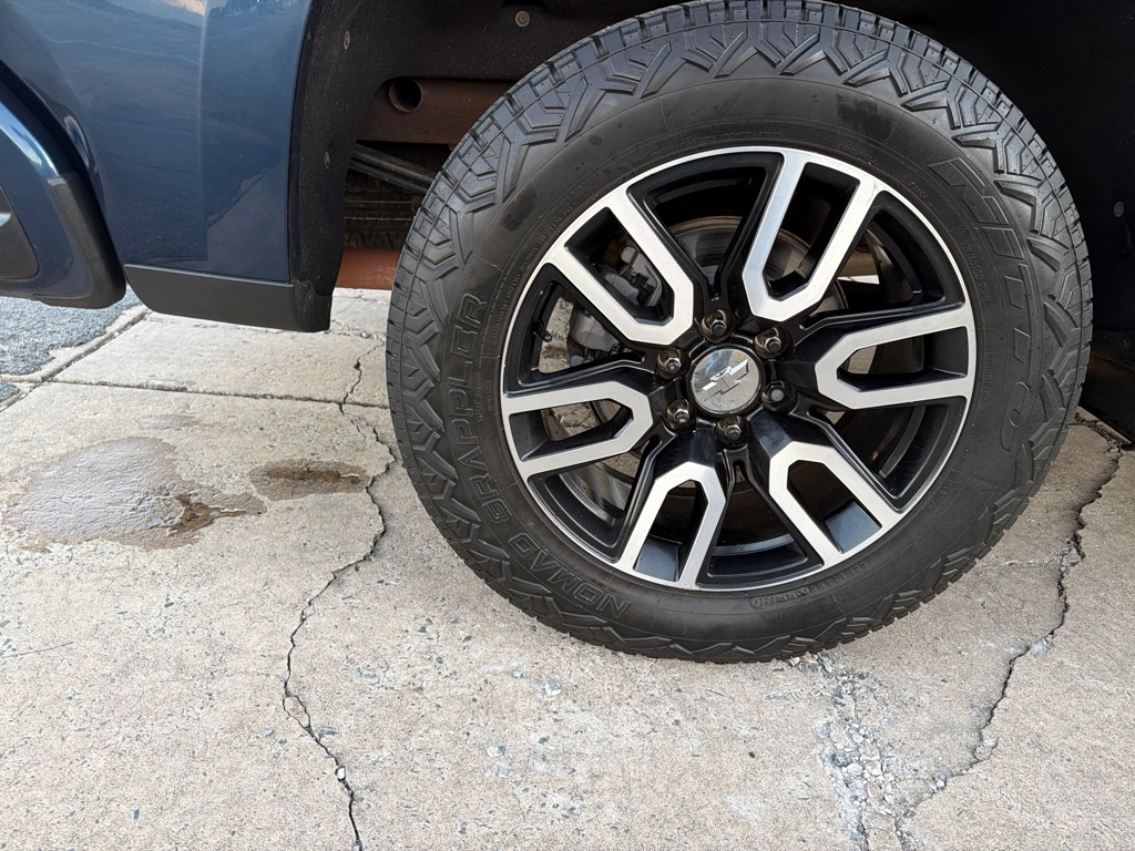 Chevrolet Silverado 1500 4WD Crew Cab 147" Custom 2019