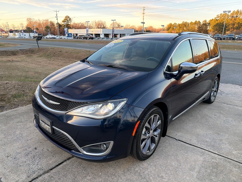Chrysler Pacifica Limited FWD 2017