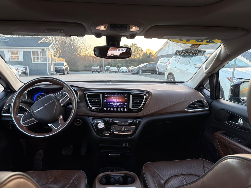 Chrysler Pacifica Limited FWD 2017