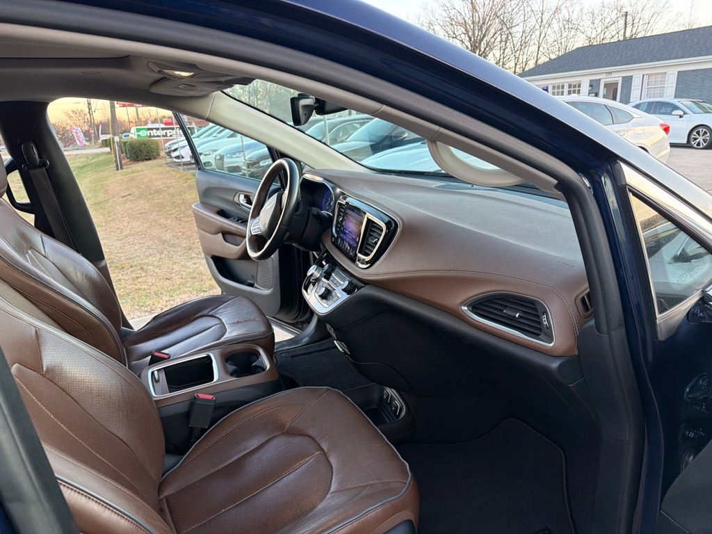 Chrysler Pacifica Limited FWD 2017