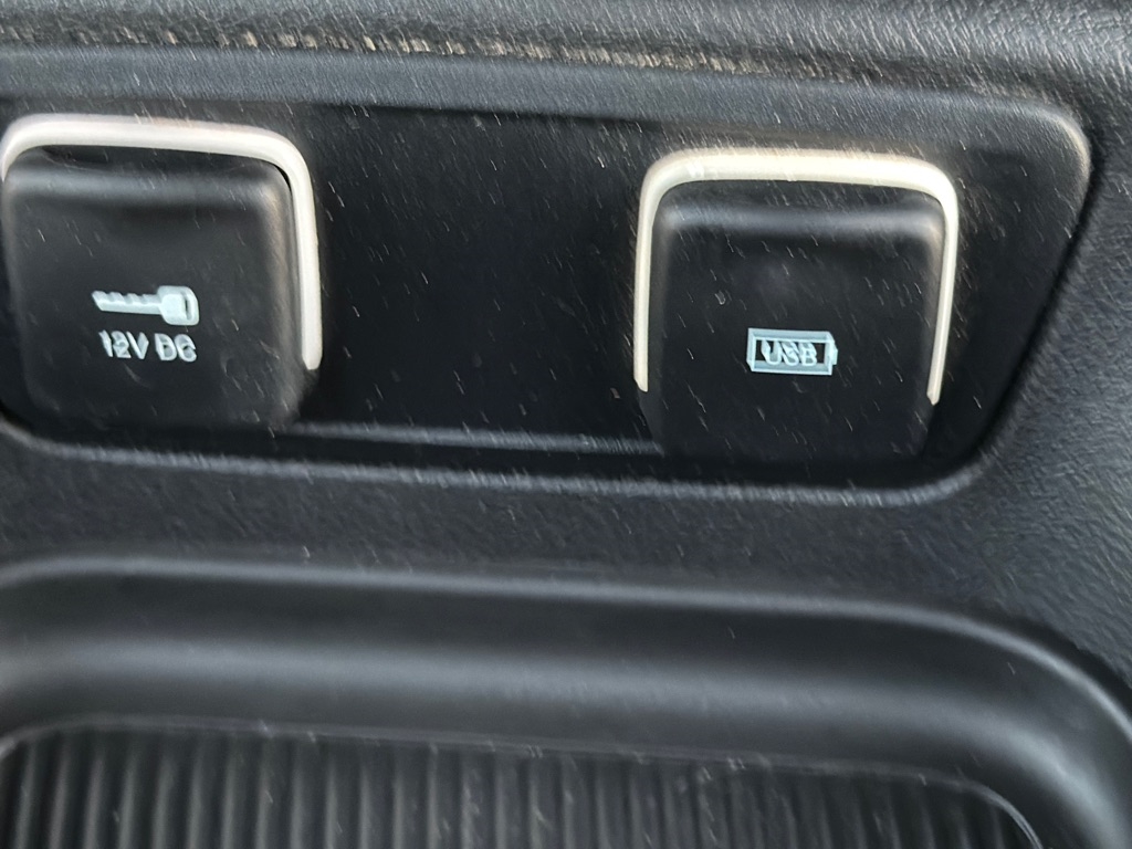 Chrysler Pacifica Limited FWD 2017